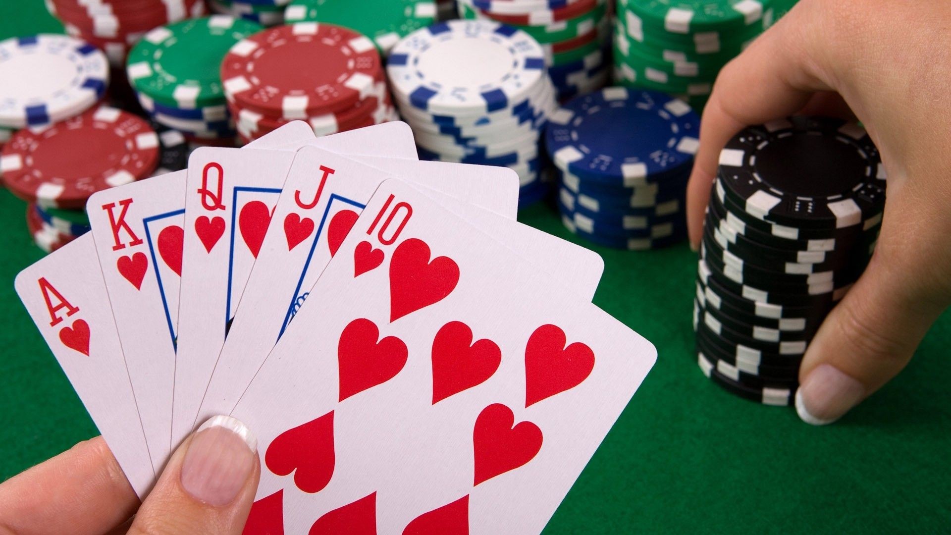 Hướng dẫn cách chơi game bài tây hiệu quả Huong dan cach choi game bai tay hieu qua