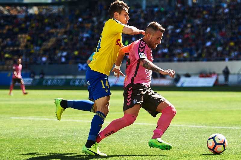 Nhan dinh soi keo tran dau Osasuna vs Cadiz