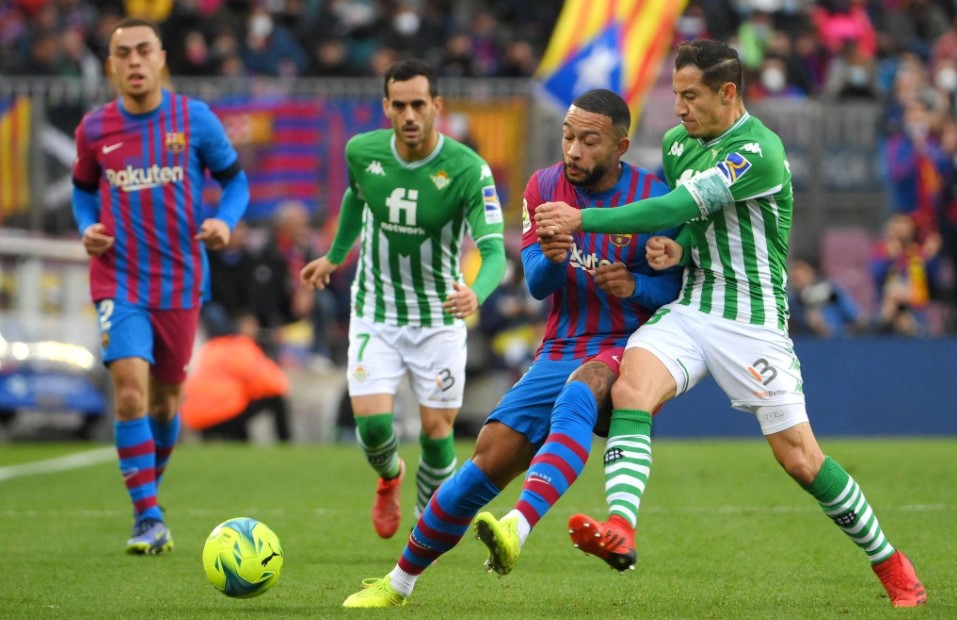 Gợi ý kèo Barca vs Real Betis 2H ngày 17/9/23 La Liga tại Fb88
