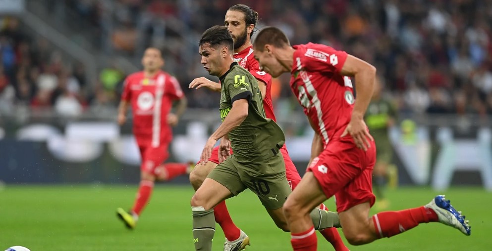 Biến động kèo AC Milan vs Monza 18H30 ngày 17/12/23 Serie A tại Jbo