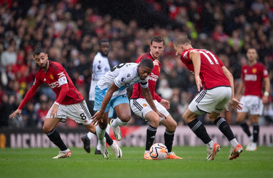 Phan tich bong da Crystal Palace vs MU