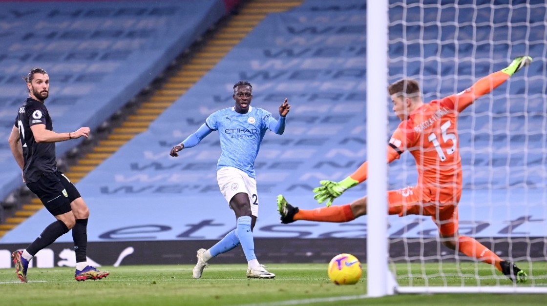Phong do Man City vs Fulham toi nay