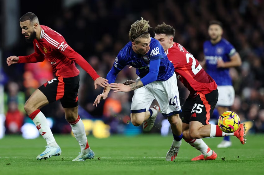 Phong do MU vs Ipswich Town gan day