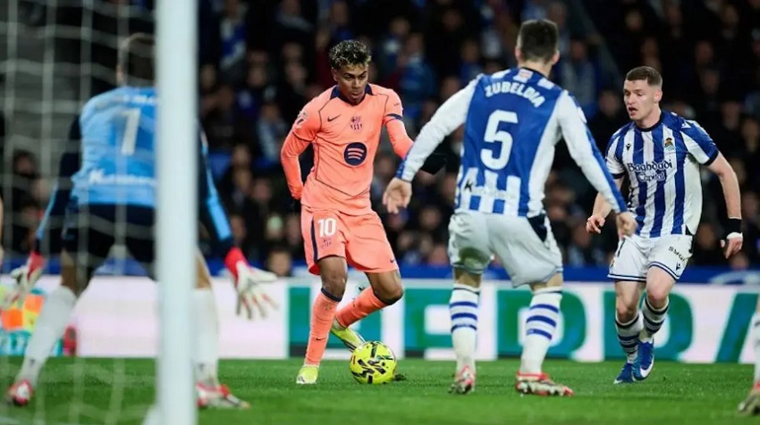 Nhan dinh tran Slavia Praha vs Barca toi nay